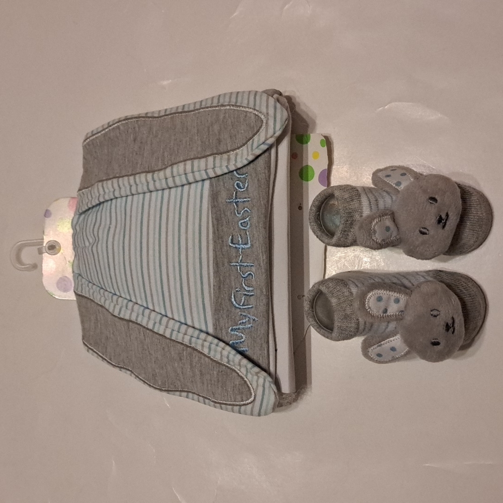 NWT "My First Easter" Hat and Rattle Booties Set Size 0-12 months